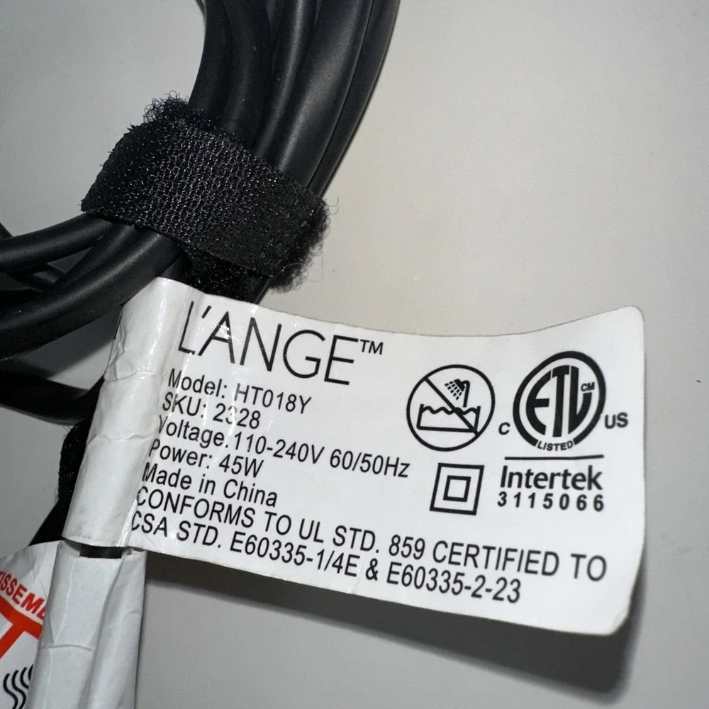 Blush ange le